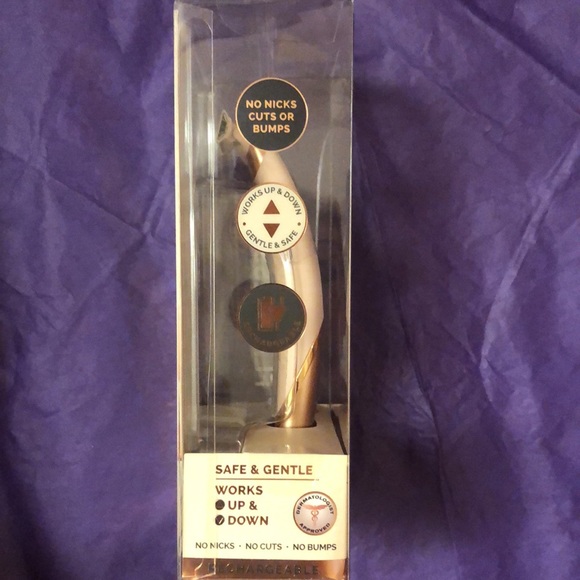 **New** Flawless NU Razor - Picture 3 of 4